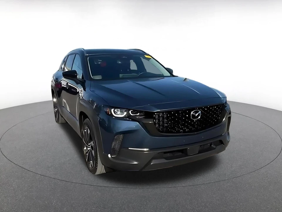 2025 Mazda CX-50 - Image 3 of 31