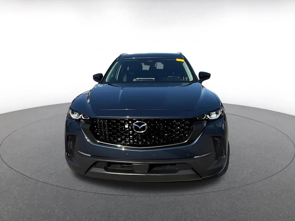 2025 Mazda CX-50 - Image 4 of 31