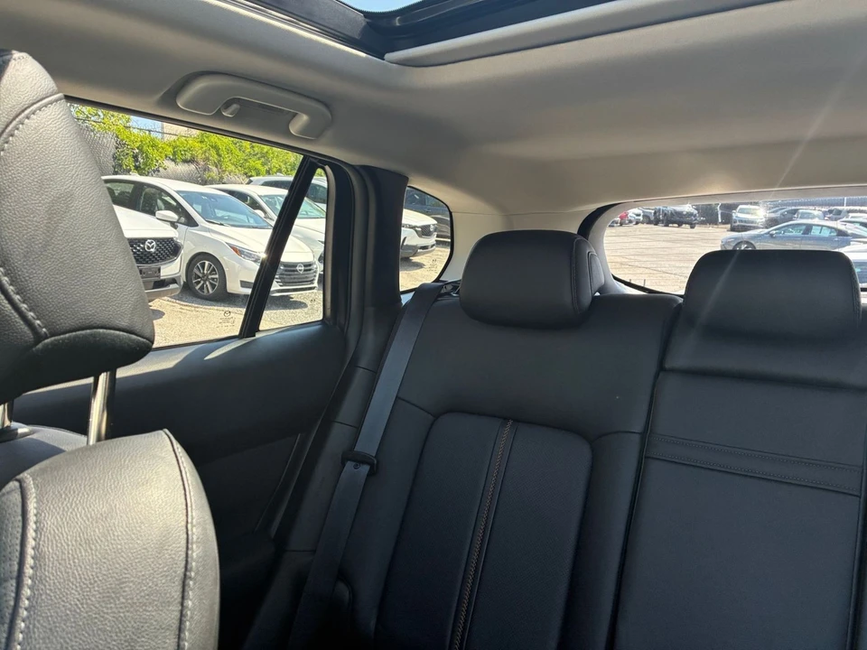 2025 Mazda CX-50 - Image 29 of 31