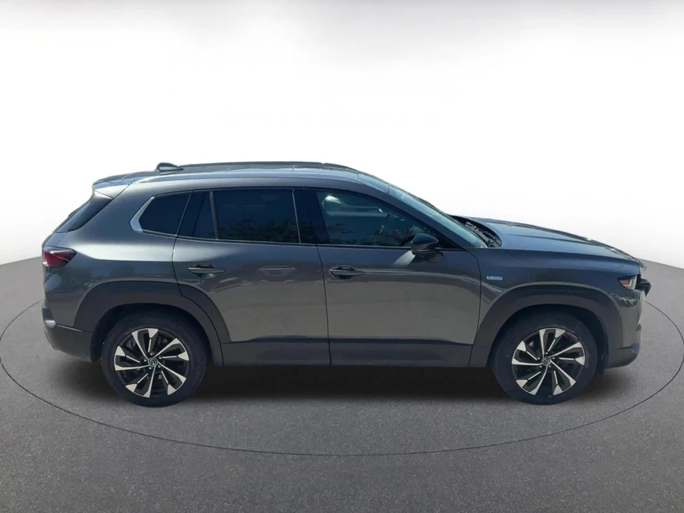 2025 Mazda CX-50 - Image 13 of 31
