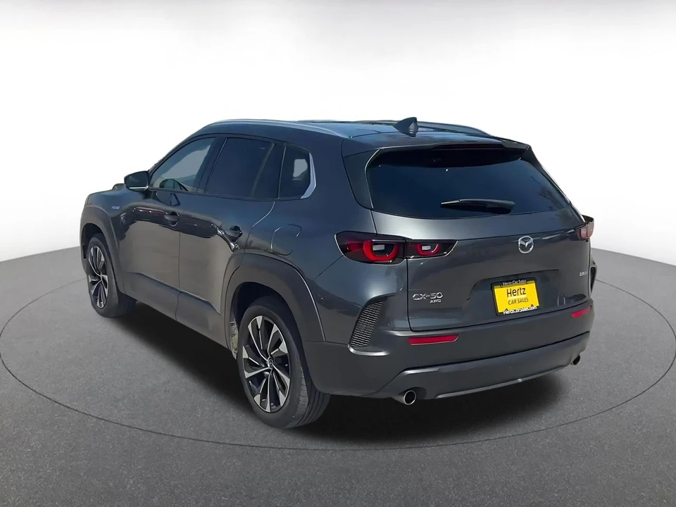 2025 Mazda CX-50 - Image 9 of 31