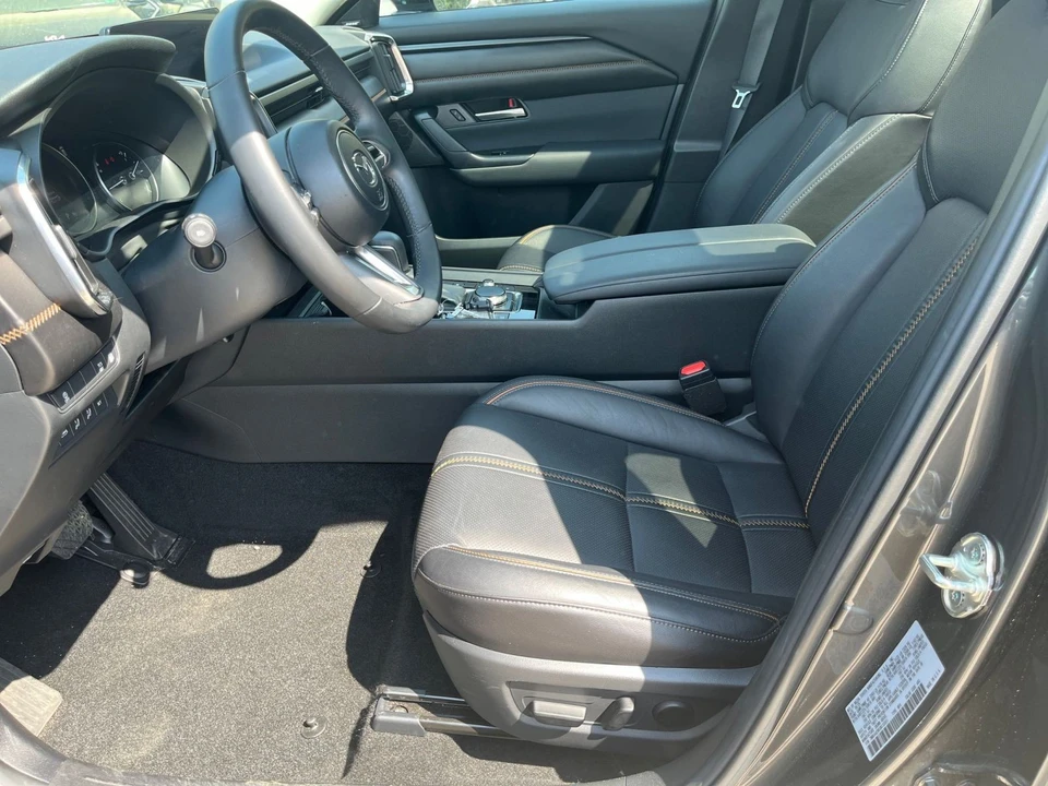 2025 Mazda CX-50 - Image 22 of 31
