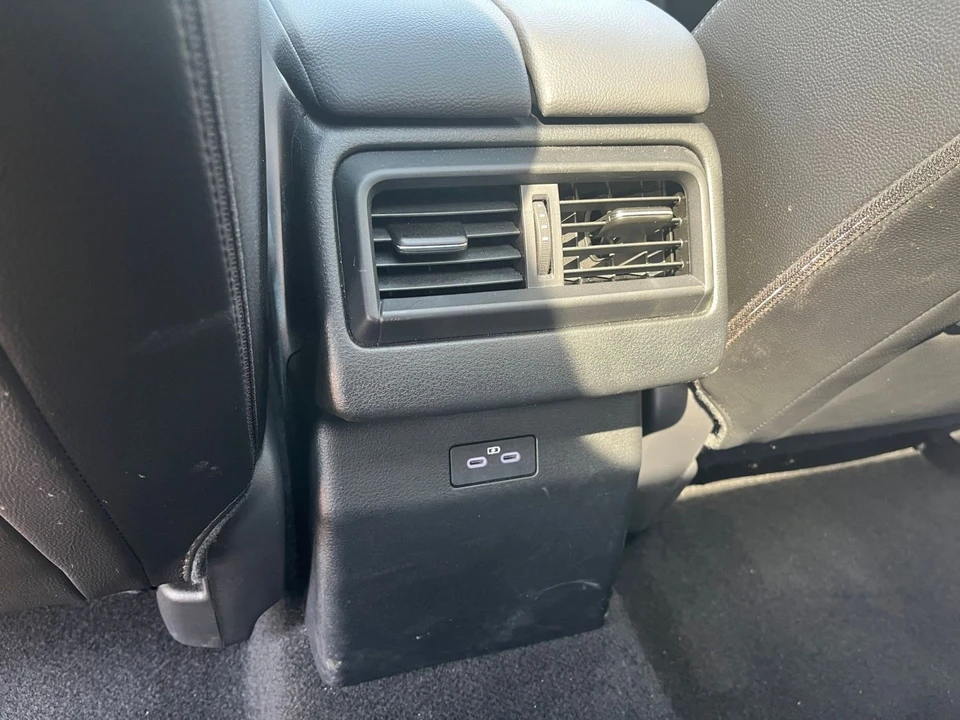 2025 Mazda CX-50 - Image 19 of 31