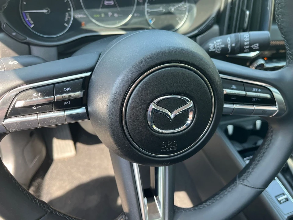 2025 Mazda CX-50 - Image 23 of 31