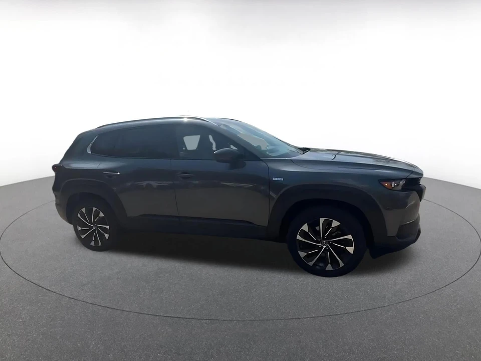 2025 Mazda CX-50 - Image 2 of 31