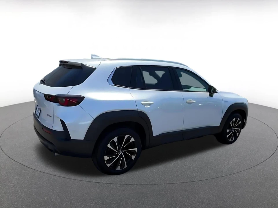 2025 Mazda CX-50 - Image 17 of 31