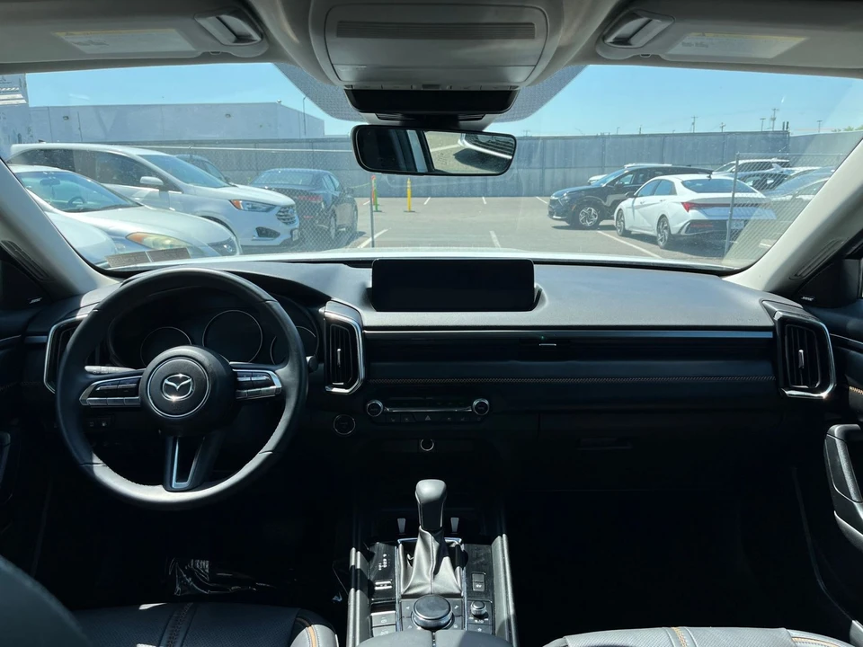2025 Mazda CX-50 - Image 30 of 31