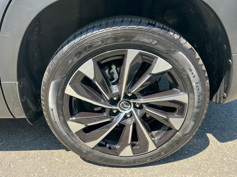 2025 Mazda CX-50 - Image 29 of 31