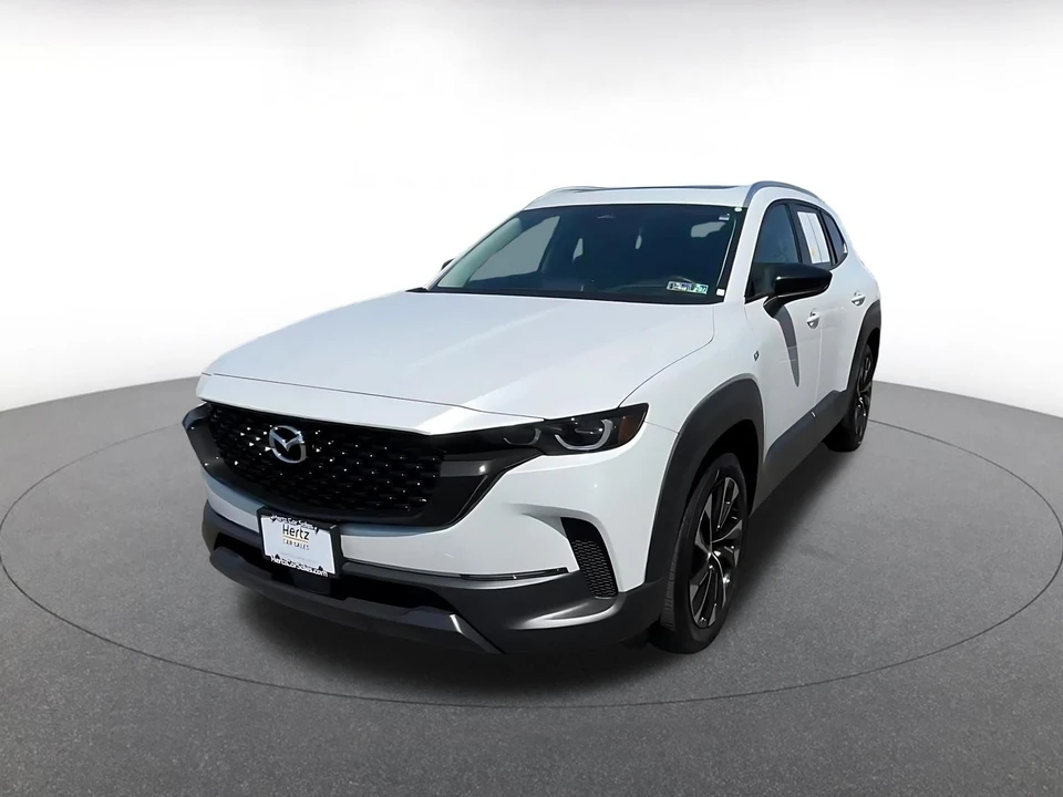 2025 Mazda CX-50 - Image 8 of 31