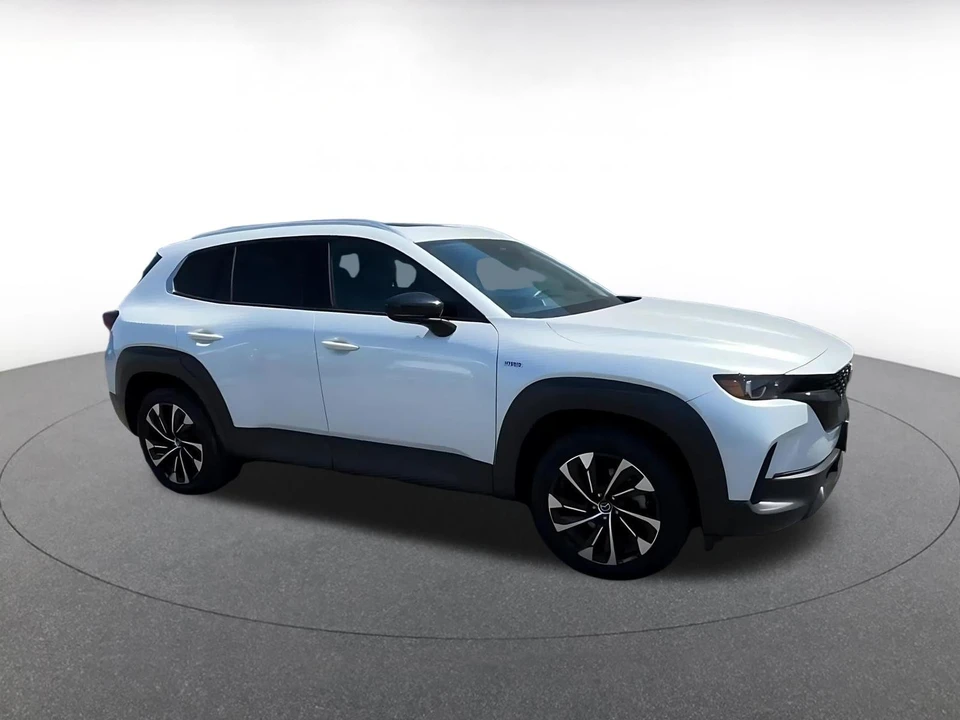 2025 Mazda CX-50 - Image 2 of 31
