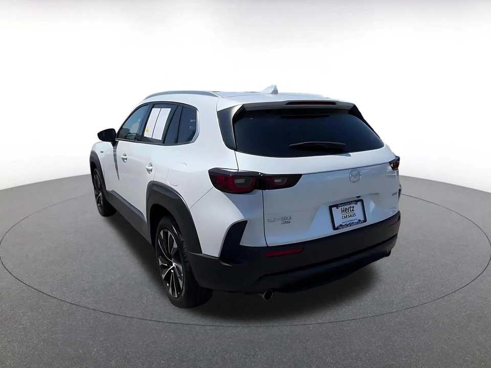 2025 Mazda CX-50 - Image 13 of 31