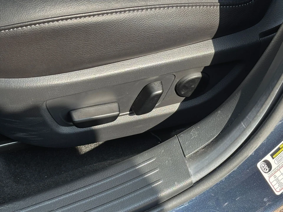 2025 Mazda CX-50 - Image 22 of 31