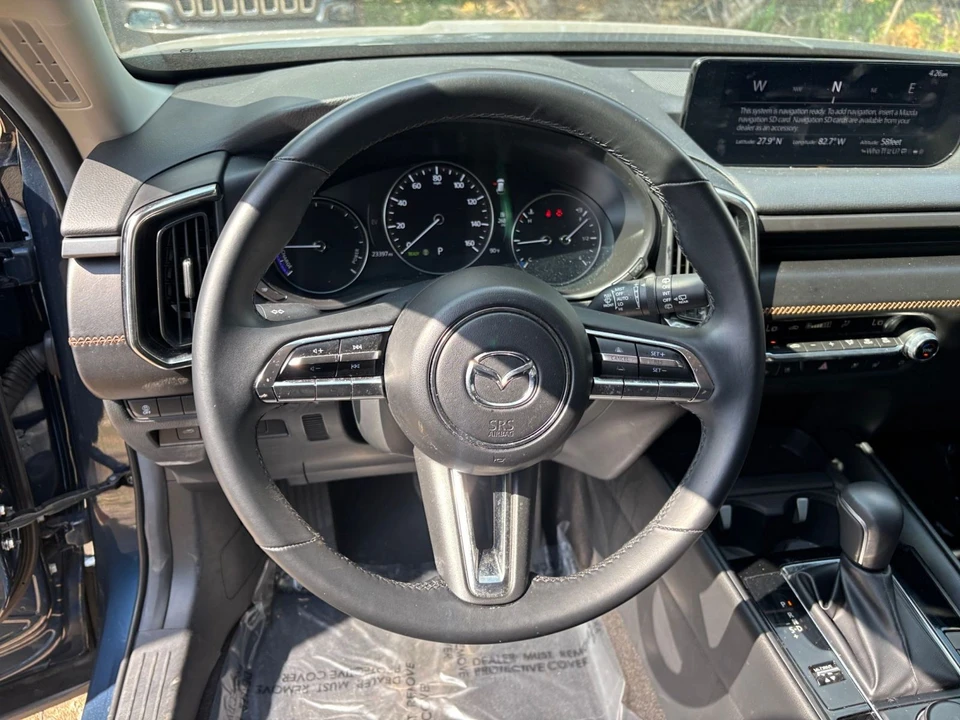 2025 Mazda CX-50 - Image 26 of 31