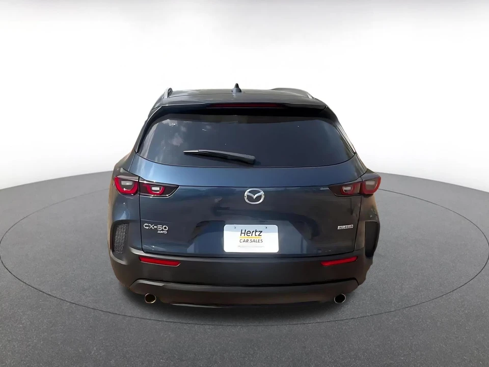 2025 Mazda CX-50 - Image 16 of 31