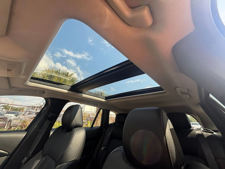 2025 Mazda CX-50 - Image 27 of 31