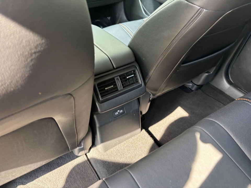 2025 Mazda CX-50 - Image 29 of 31