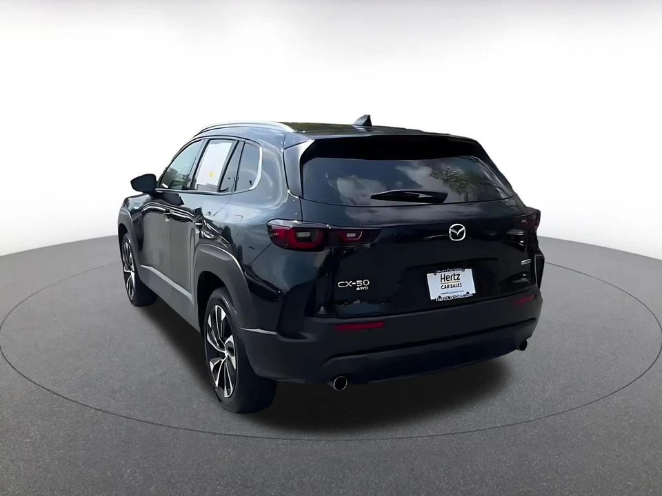 2025 Mazda CX-50 - Image 9 of 31