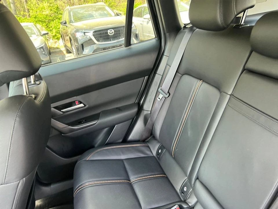 2025 Mazda CX-50 - Image 30 of 31