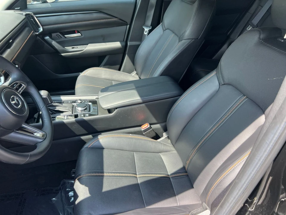 2025 Mazda CX-50 - Image 27 of 31