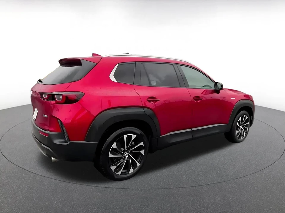 2025 Mazda CX-50 - Image 11 of 31