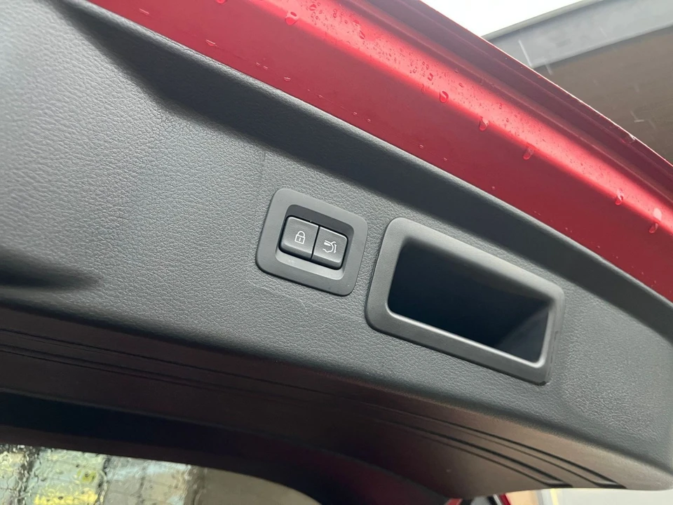 2025 Mazda CX-50 - Image 20 of 31