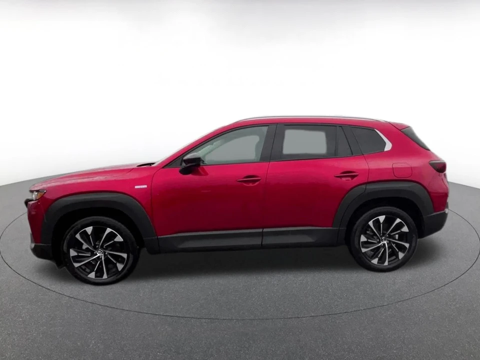 2025 Mazda CX-50 - Image 7 of 31