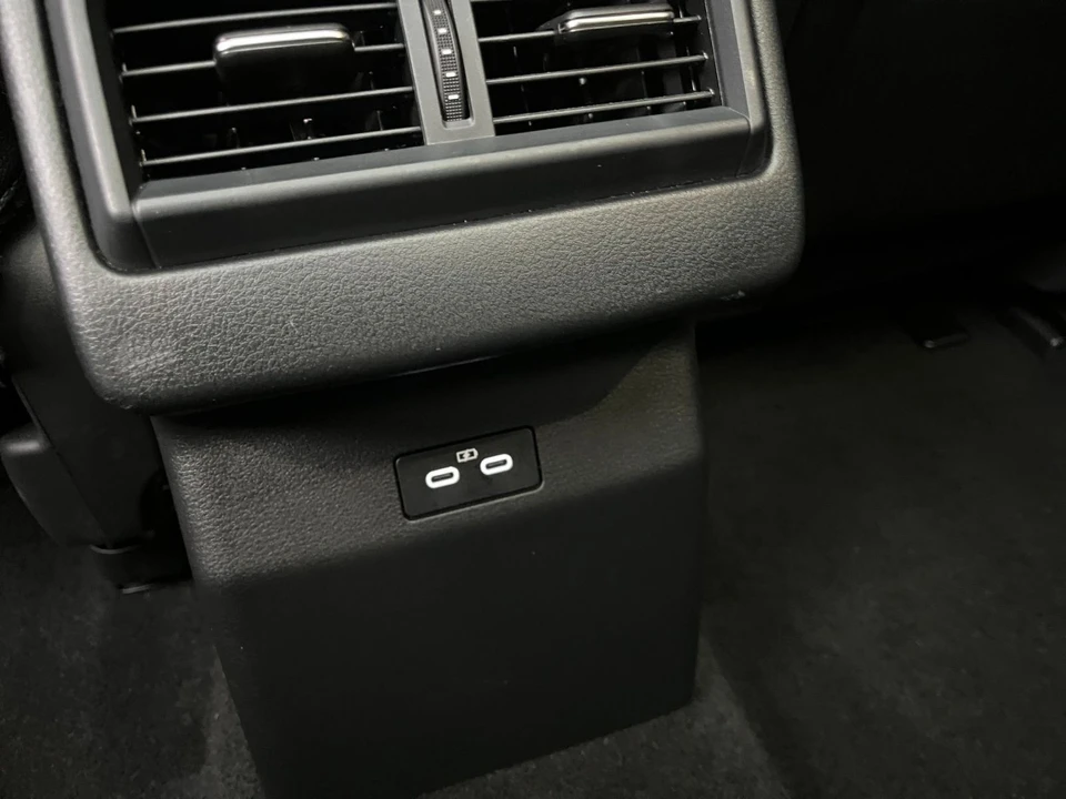 2025 Mazda CX-50 - Image 21 of 31