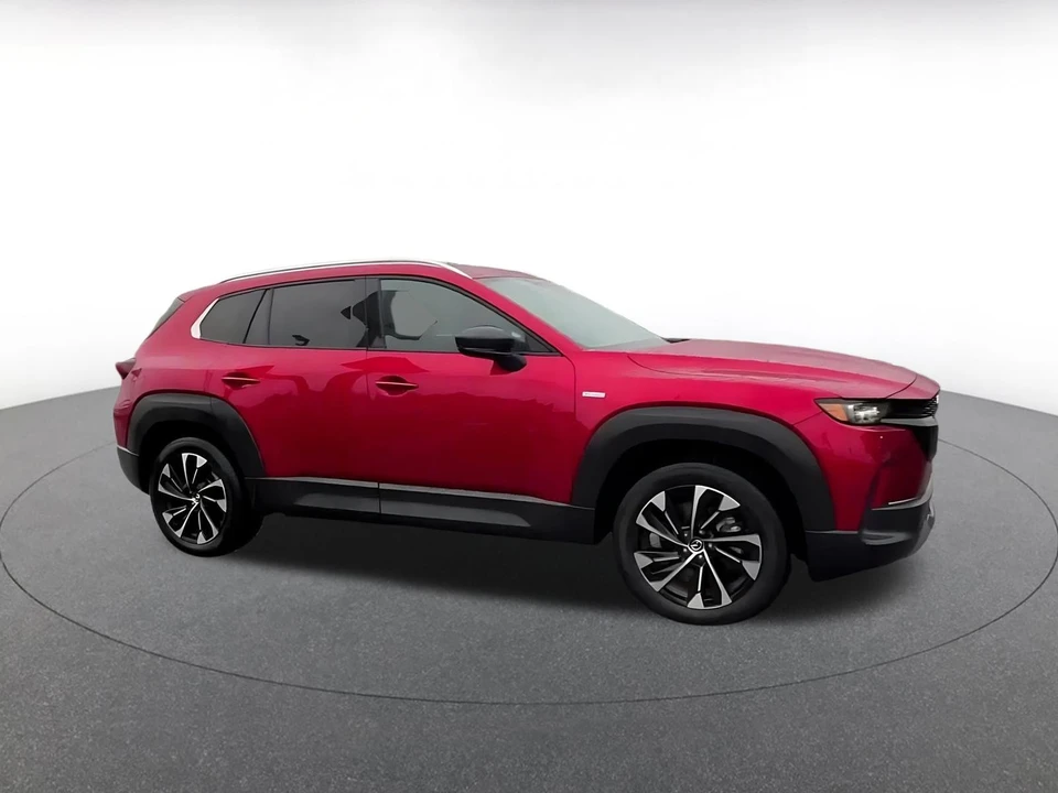 2025 Mazda CX-50 - Image 2 of 31