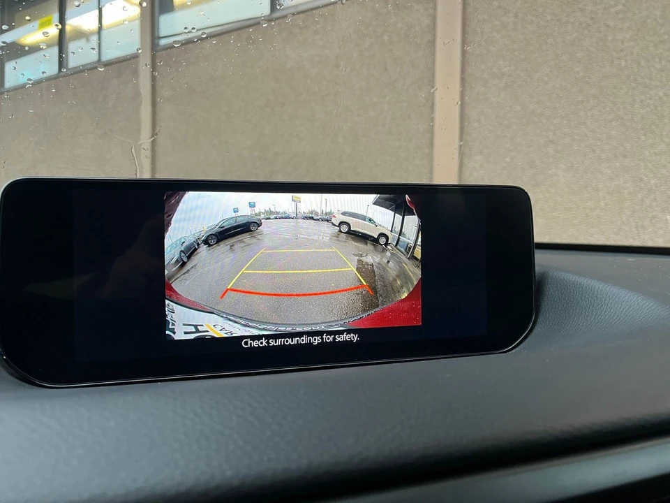 2025 Mazda CX-50 - Image 22 of 31