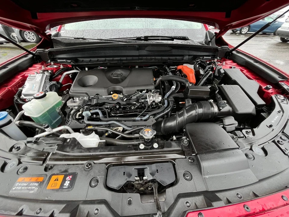 2025 Mazda CX-50 - Image 30 of 31
