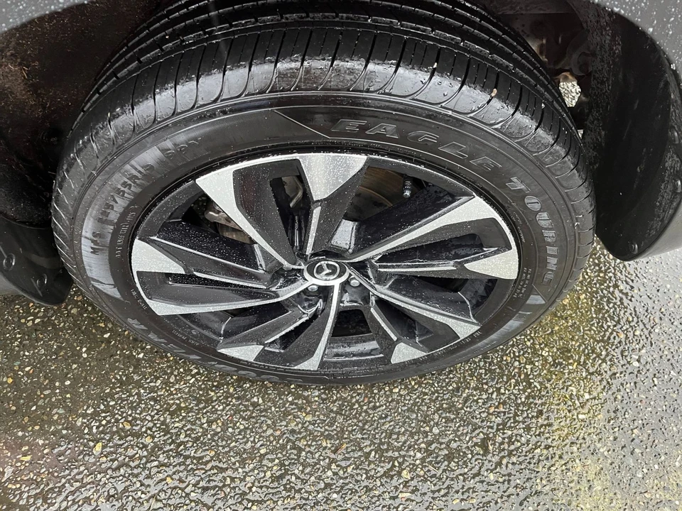 2025 Mazda CX-50 - Image 28 of 31