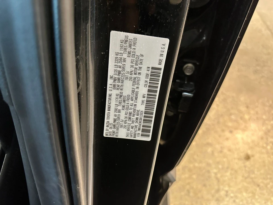 2025 Mazda CX-50 - Image 26 of 31