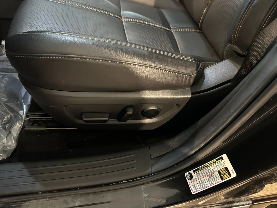2025 Mazda CX-50 - Image 18 of 31