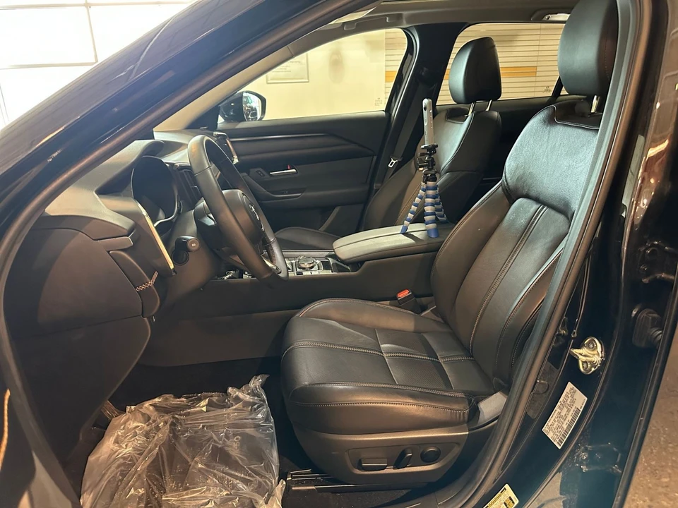 2025 Mazda CX-50 - Image 23 of 31