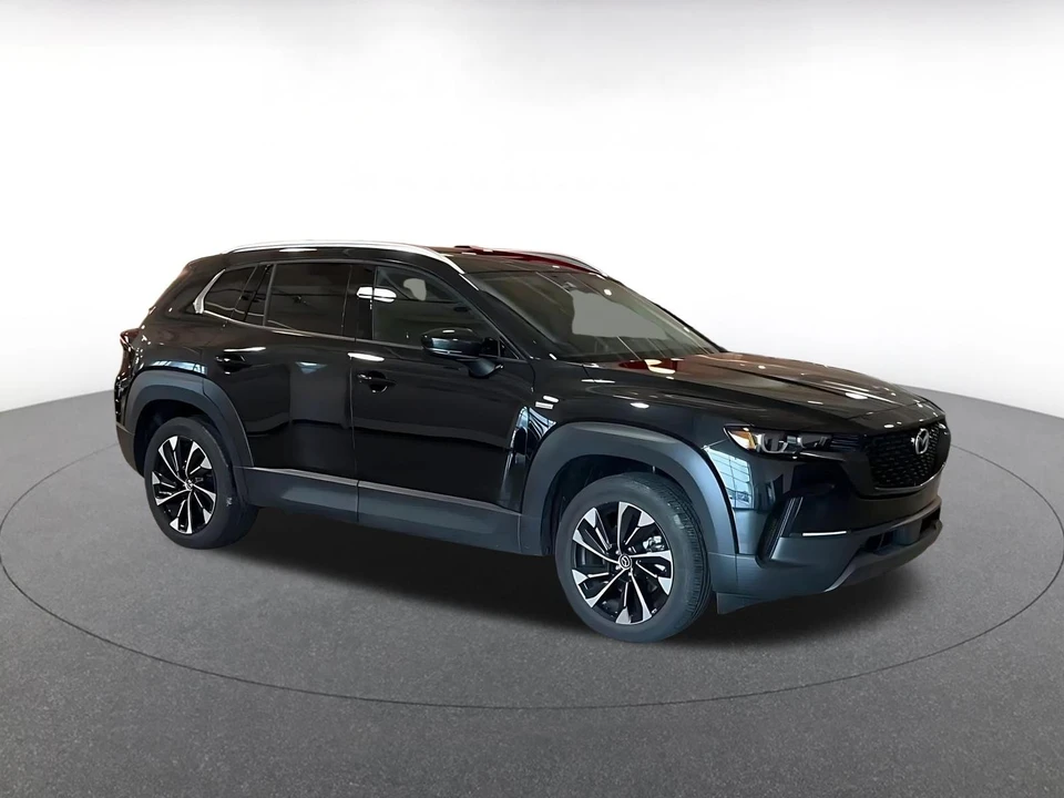 2025 Mazda CX-50 - Image 2 of 31