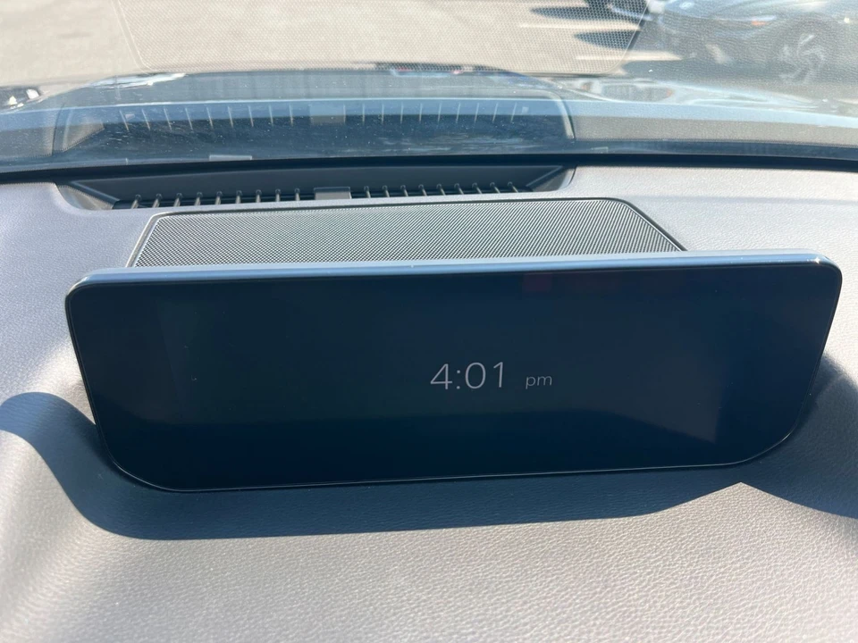 2025 Mazda CX-50 - Image 19 of 31