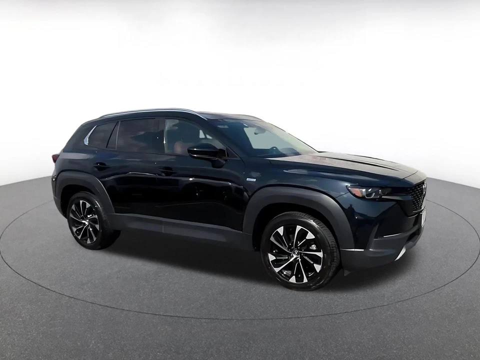 2025 Mazda CX-50 - Image 2 of 31