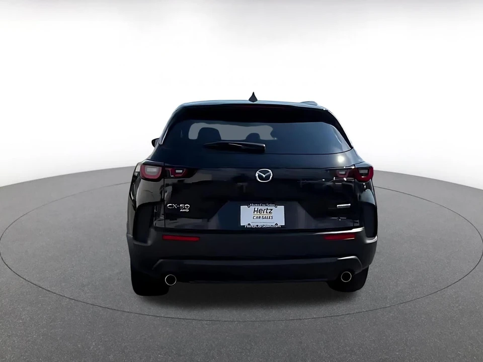 2025 Mazda CX-50 - Image 14 of 31