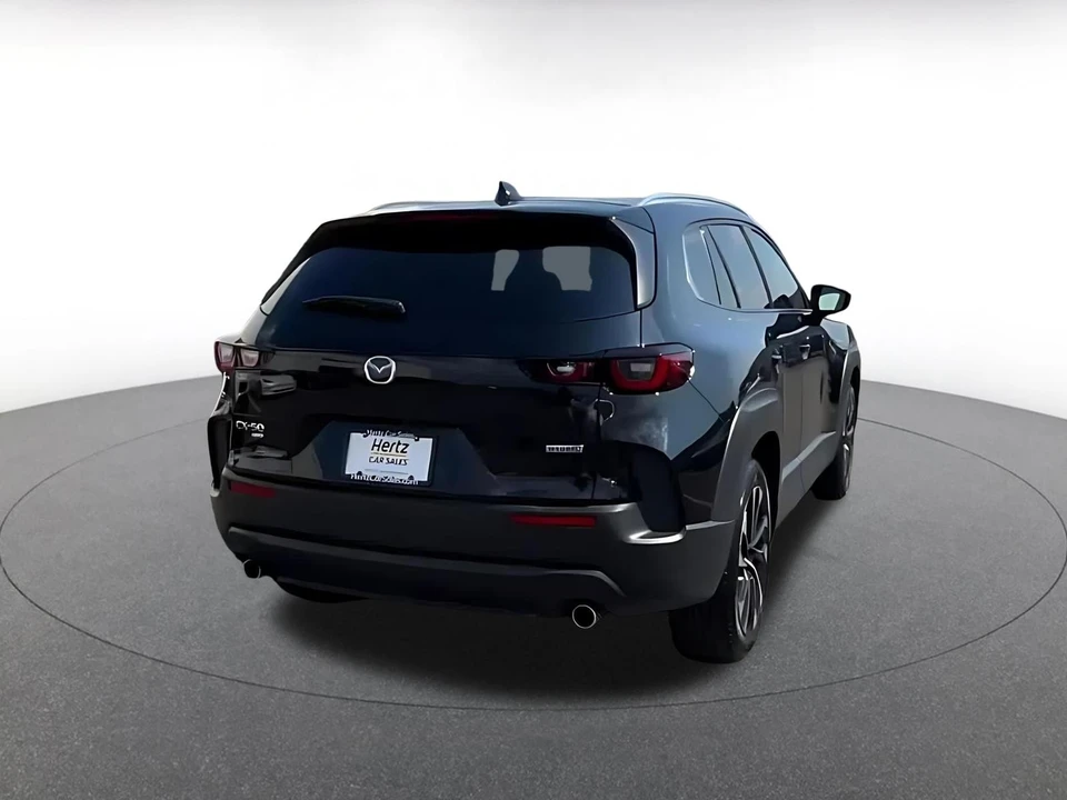 2025 Mazda CX-50 - Image 16 of 31