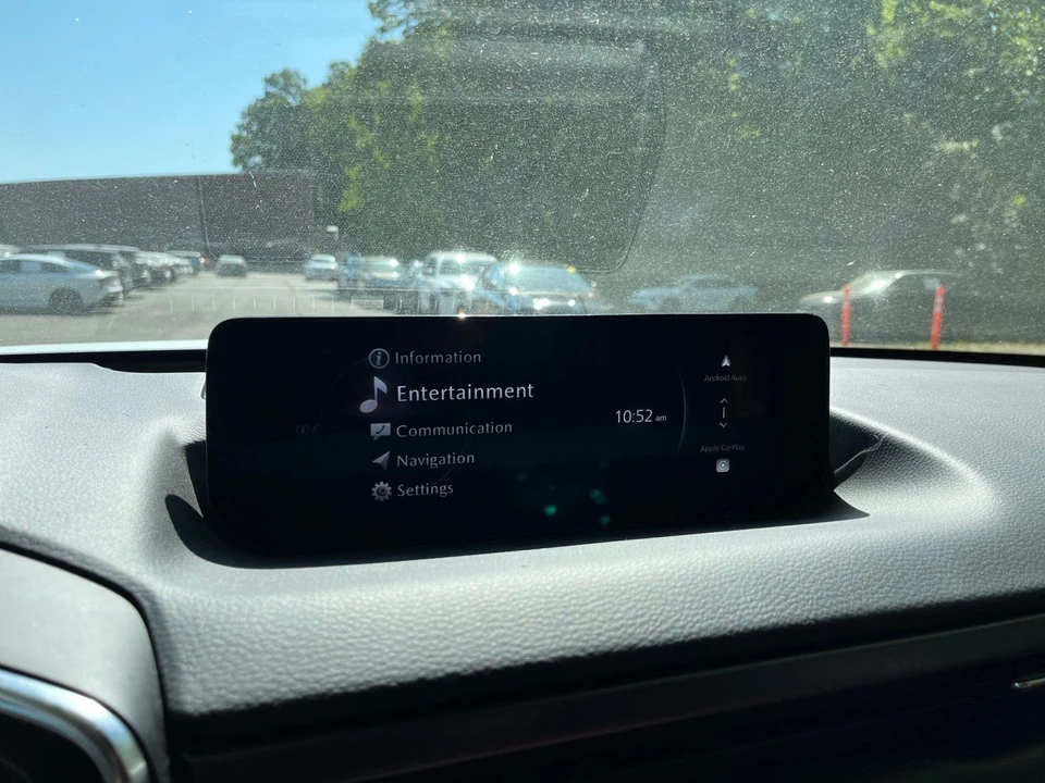 2025 Mazda CX-50 - Image 16 of 31
