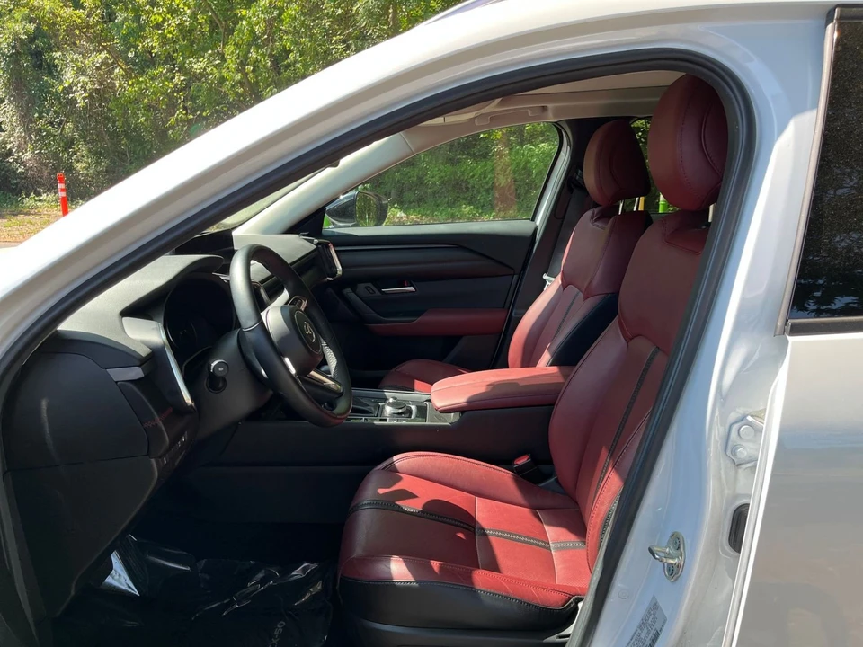 2025 Mazda CX-50 - Image 23 of 31