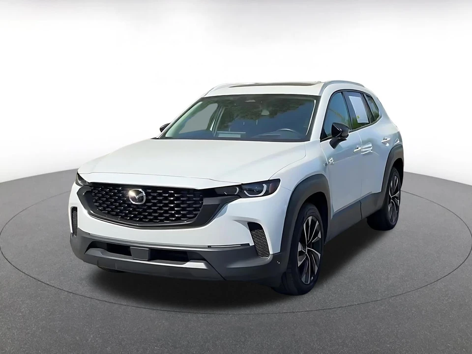 2025 Mazda CX-50 - Image 5 of 31