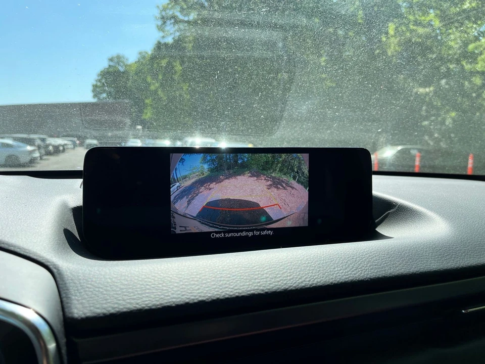 2025 Mazda CX-50 - Image 21 of 31