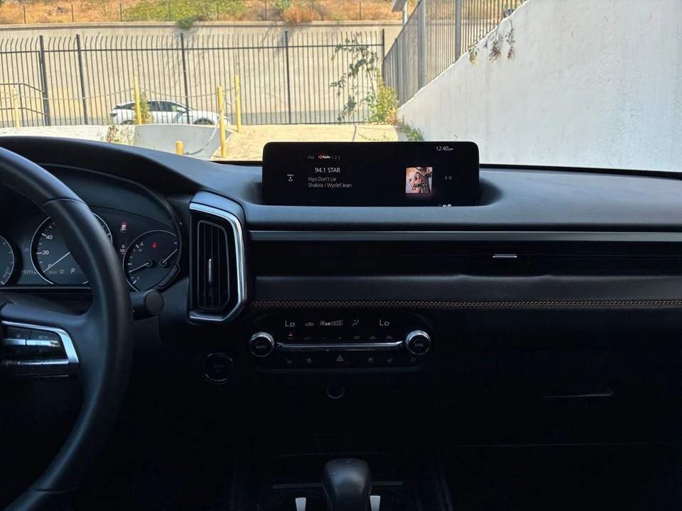 2025 Mazda CX-50 - Image 14 of 31