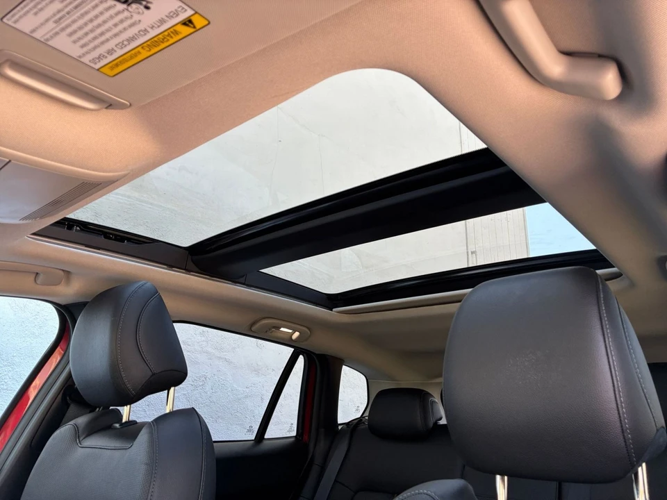2025 Mazda CX-50 - Image 25 of 31