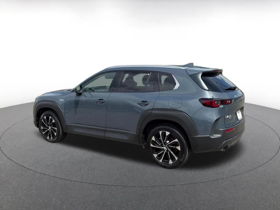 2025 Mazda CX-50 - Image 9 of 31