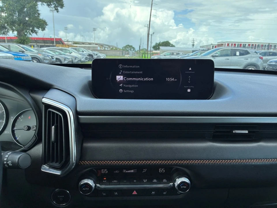 2025 Mazda CX-50 - Image 22 of 31
