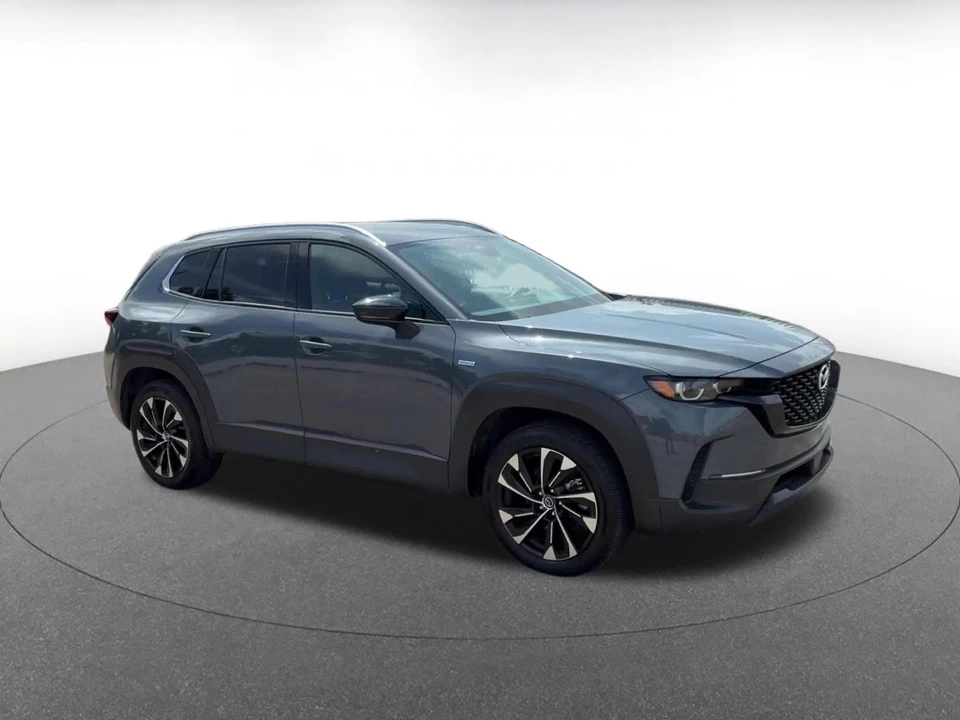 2025 Mazda CX-50 - Image 2 of 31