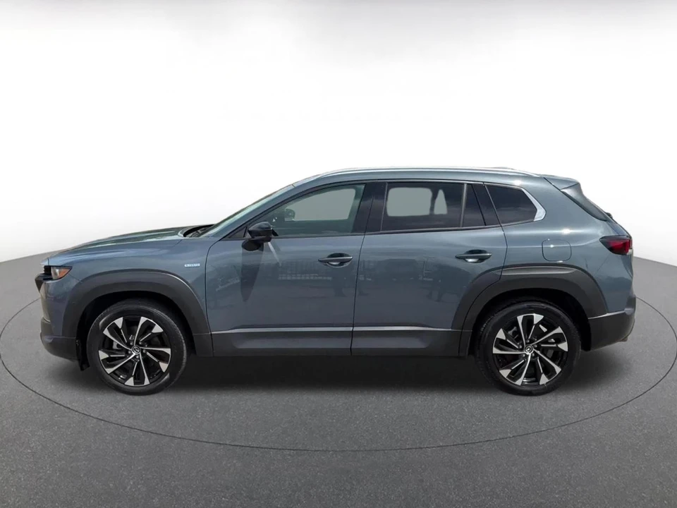 2025 Mazda CX-50 - Image 11 of 31