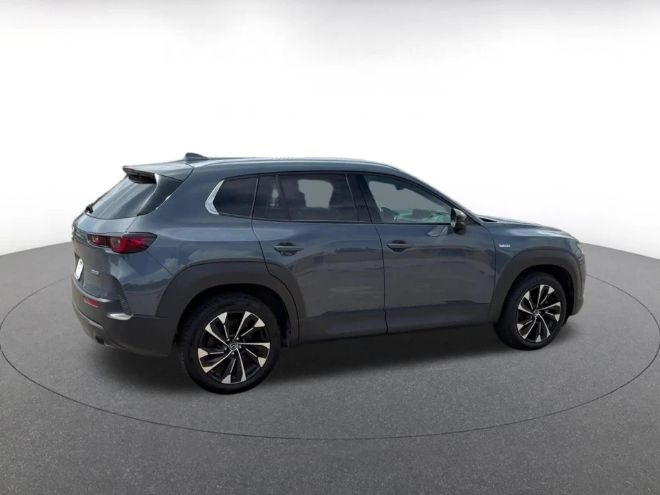 2025 Mazda CX-50 - Image 14 of 31